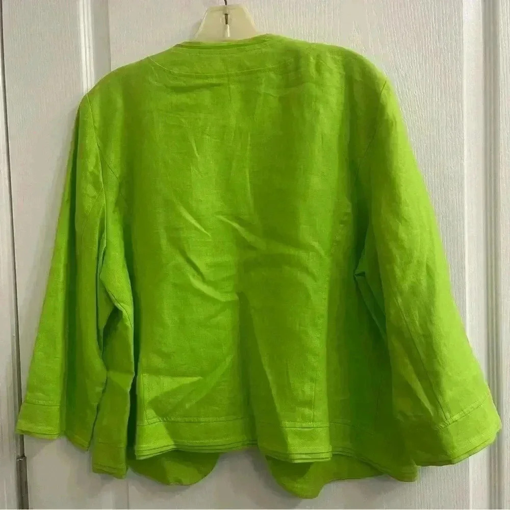 Green Ruffled 3/4 Sleeve Jacket by Kim Roger’s - Picture 9 of 9